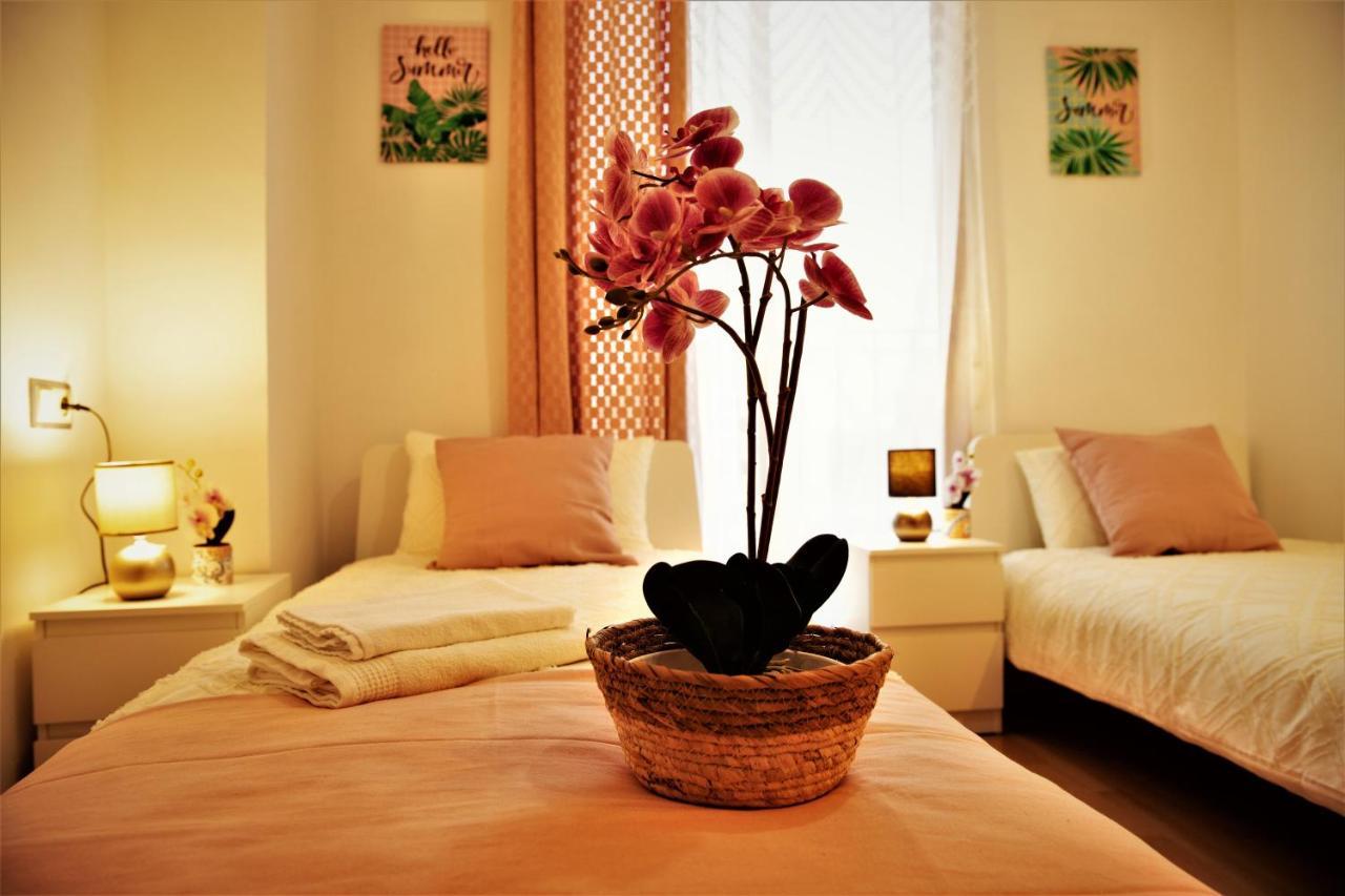 Penthouse Duplex In A 4 Floors Spanish House -8 Min To Center By Metro فالنسيا المظهر الخارجي الصورة